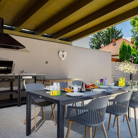 Park 5 By Interhome بالاتونسزارسكو